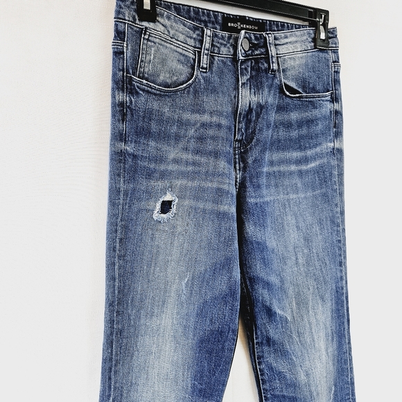 Brockenbow Straight Juliette Jean - Picture 3 of 9